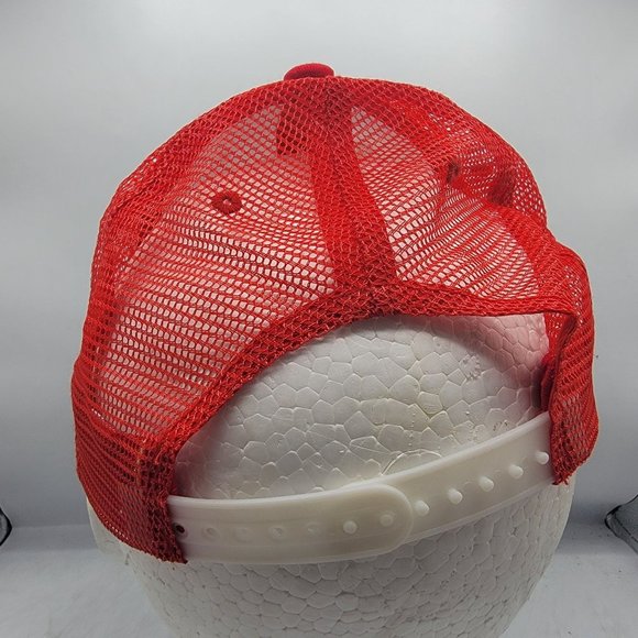Travis Mathew White Red Trucker Hat Logo Mesh Back Breathable Lightweight Casual - Picture 3 of 9
